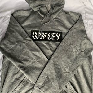 Men’s Oakley Hoodie